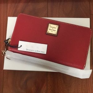 Dooney & Bourke Wristlet